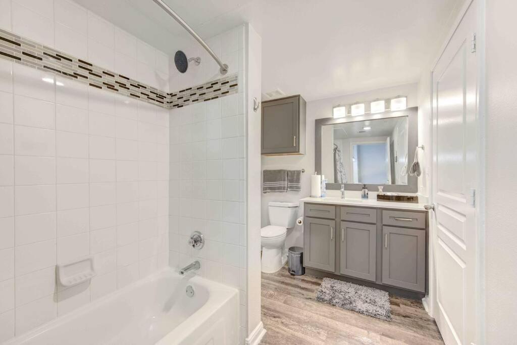 Houston Medical Center-Beautiful 1-Bedroom Apartment Near Nrg Zewnętrze zdjęcie